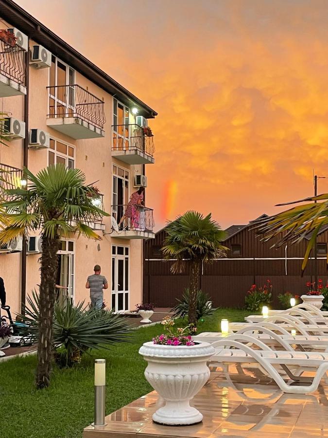 Hotel Askar Alakhadzi Exterior foto