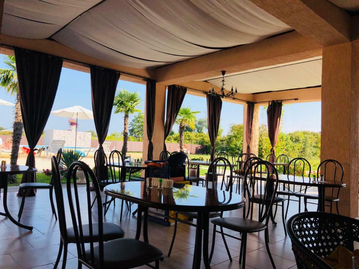 Hotel Askar Alakhadzi Exterior foto