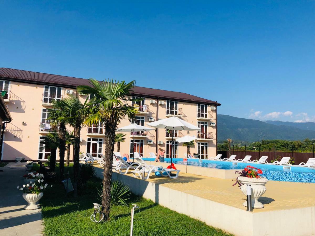 Hotel Askar Alakhadzi Exterior foto
