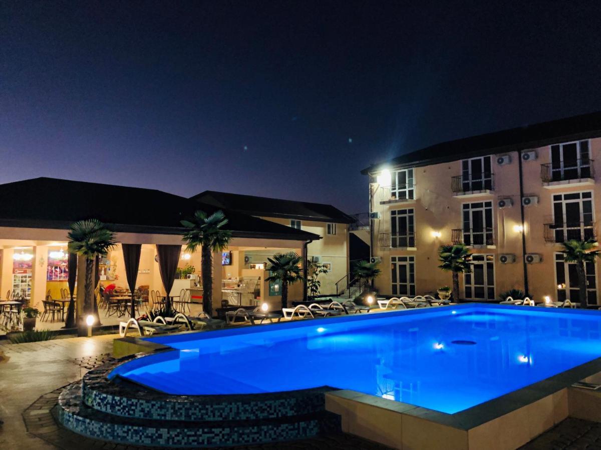 Hotel Askar Alakhadzi Exterior foto